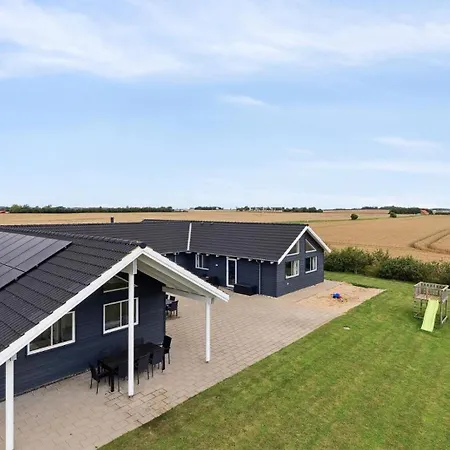 Villavilla 404 - Hostrup Strand, Limfjorden Spottrup