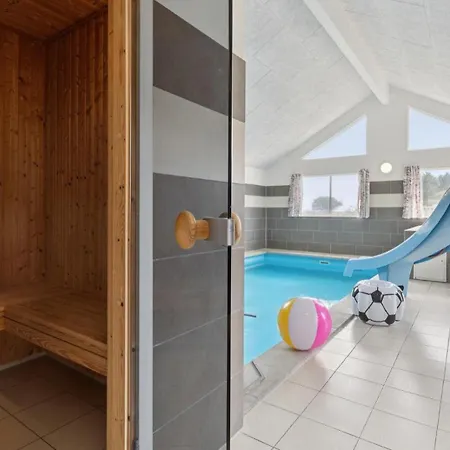 Villavilla 404 - Hostrup Strand, Limfjorden