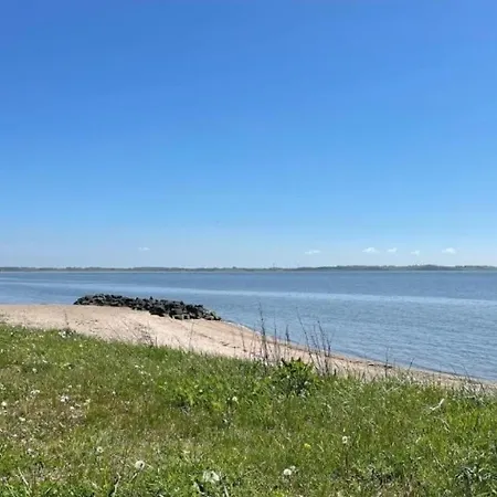 Villavilla 404 - Hostrup Strand, Limfjorden
